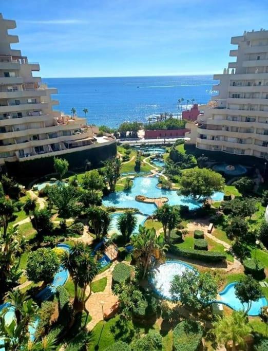 360° Seaview Benalbeach Apartment 贝纳尔马德纳 外观 照片
