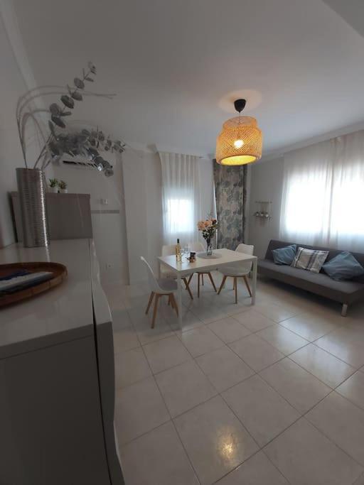 360° Seaview Benalbeach Apartment 贝纳尔马德纳 外观 照片