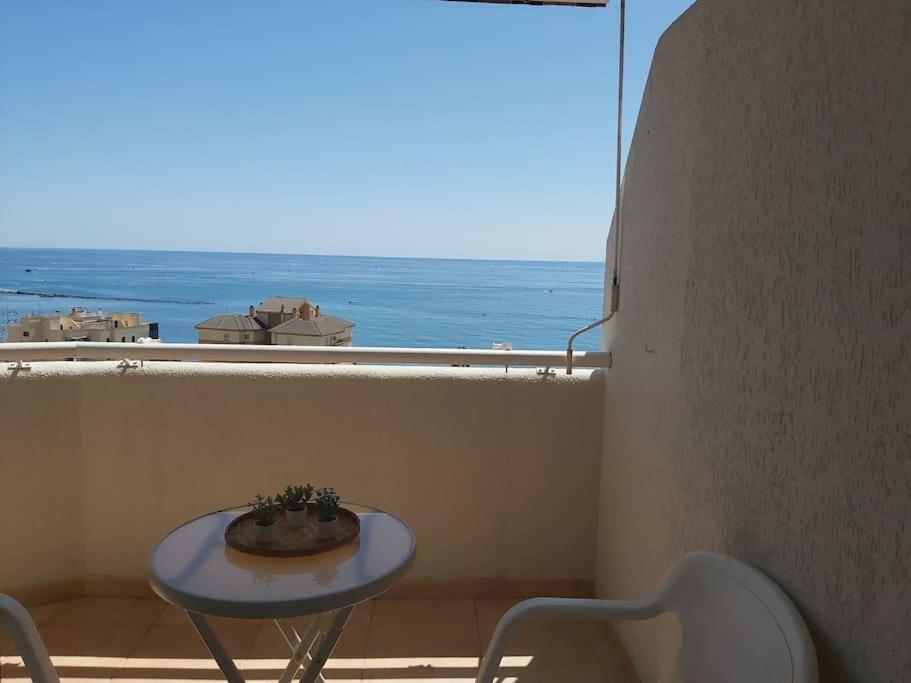 360° Seaview Benalbeach Apartment 贝纳尔马德纳 外观 照片