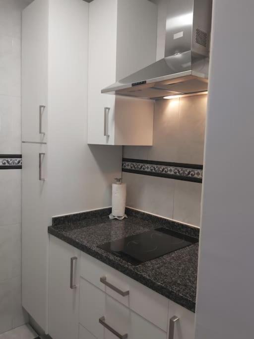 360° Seaview Benalbeach Apartment 贝纳尔马德纳 外观 照片