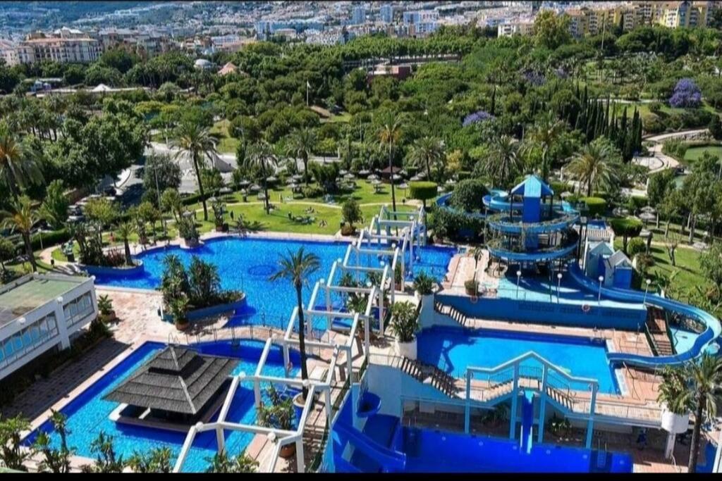360° Seaview Benalbeach Apartment 贝纳尔马德纳 外观 照片